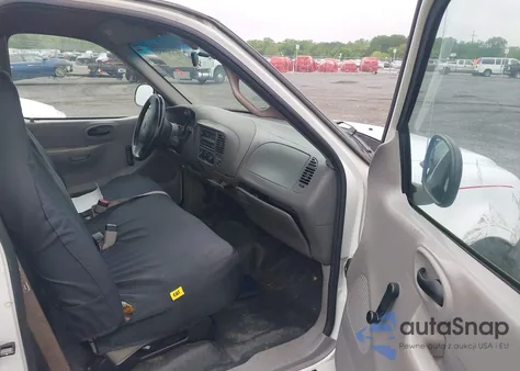 1999 Ford F-150 from USA, damaged, VIN 1FTZF1722XNB42415